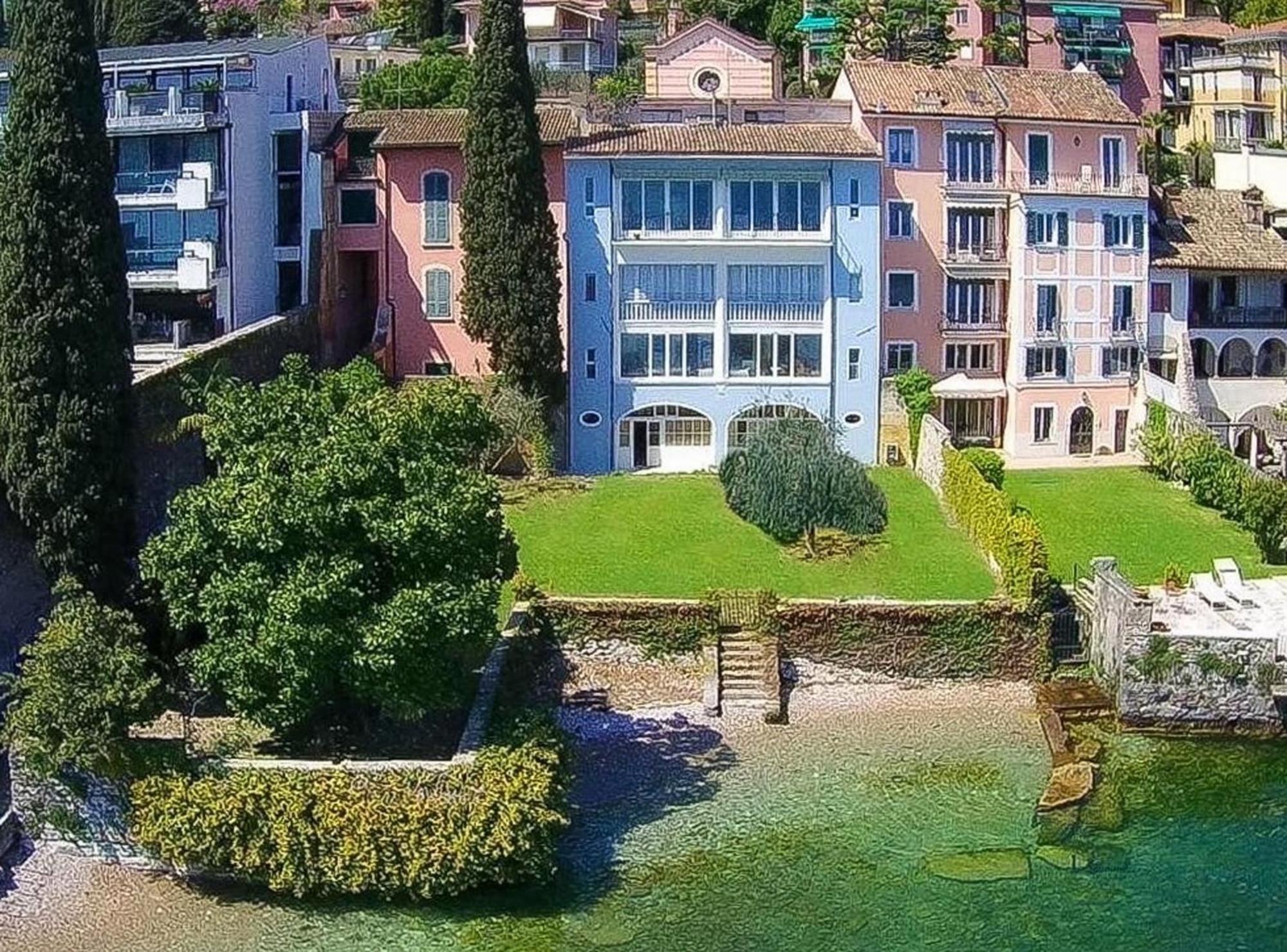 Luxury Lakeside Apartment Right On The Water Salò Dış mekan fotoğraf